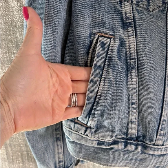 Darling Gap vintage style puff sleeve denim jacket - in mint condition! - Picture 3 of 5